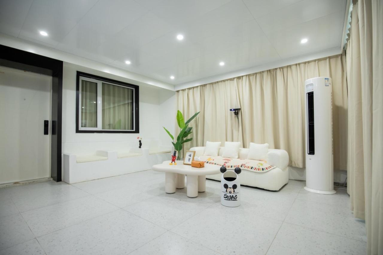 Mengkeqi Hotel 3*