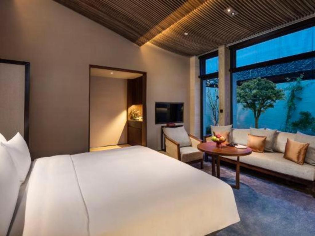 Ahn Luh Zhu Jia Jiao 5*