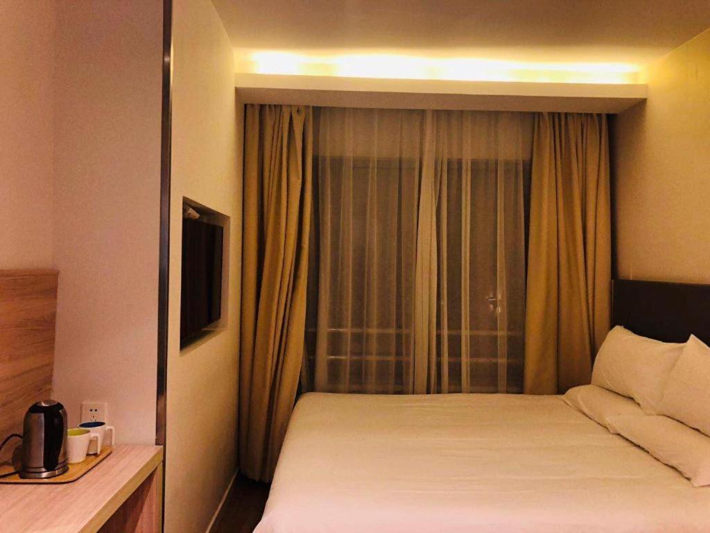 Hanting Jiashan Road Hotel