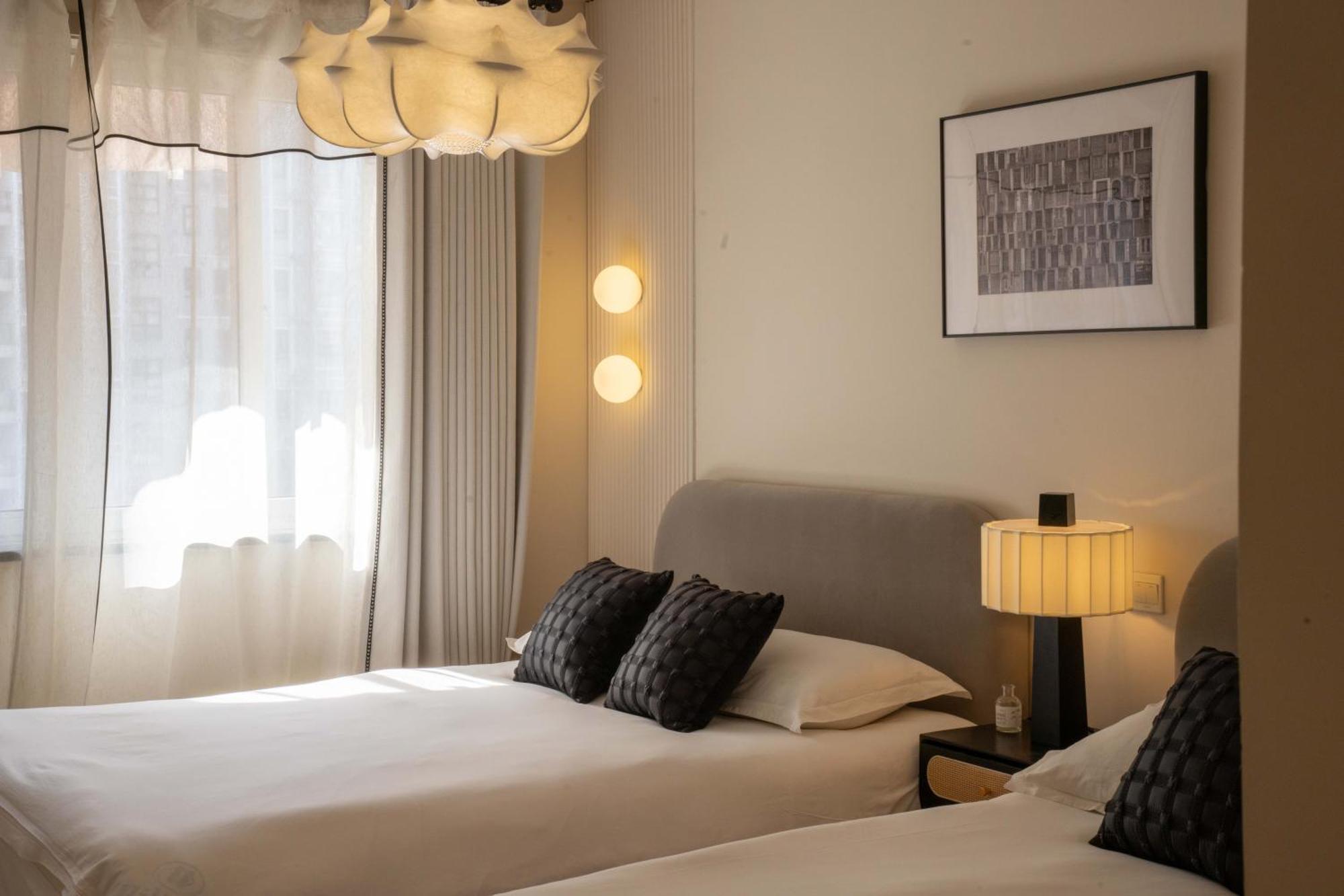 Apartment Moli - Bund River View Walk To Yu Garden And The Bund 3bedrooms 2bathrooms 1bathtube With Elevator Ment *