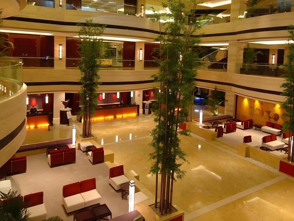 Crowne Plaza Pudong By Ihg Hotel