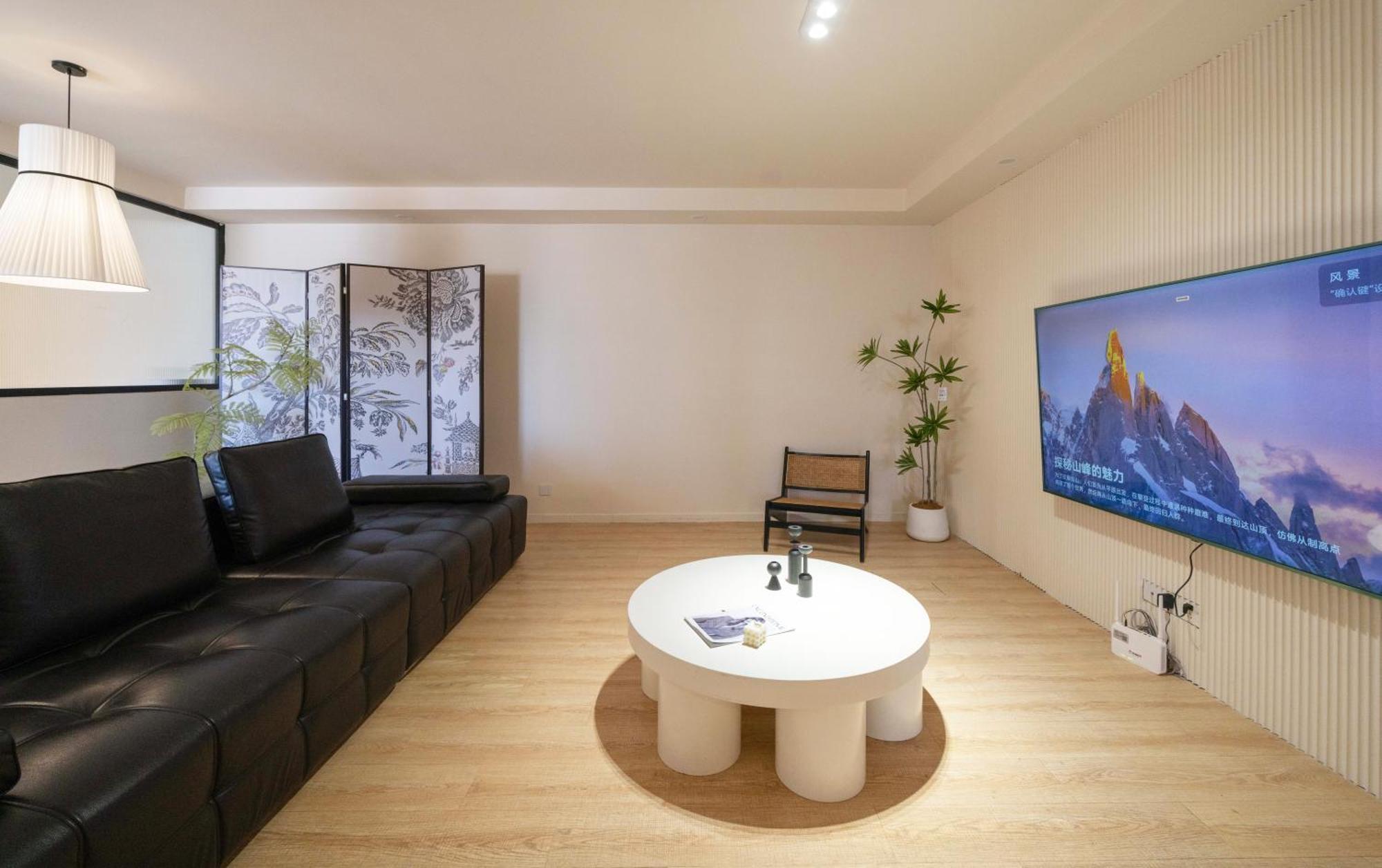 Moli - Bund River View Walk To Yu Garden And The Bund 3bedrooms 2bathrooms 1bathtube With Elevator Ment *
