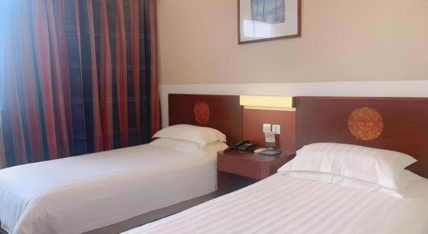 Jinjiang North Bund Yangpu Bridge Branch Hotel
