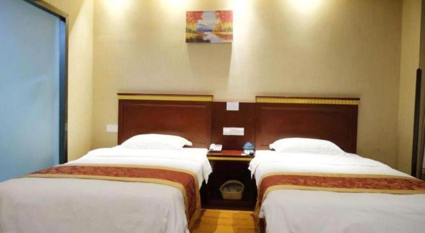 Greentree Minhang Development Zone Subway Station Business Hotel 3*