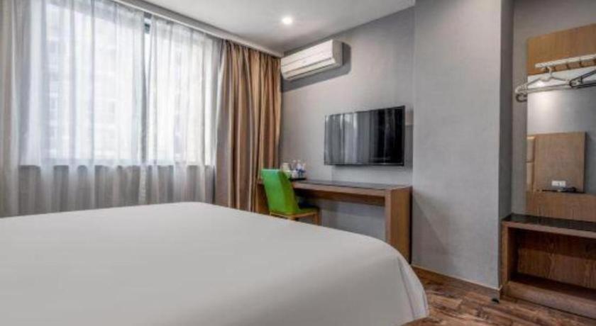 Jitai Yangpu Benxi Hospital Branch Hotel Shanghai