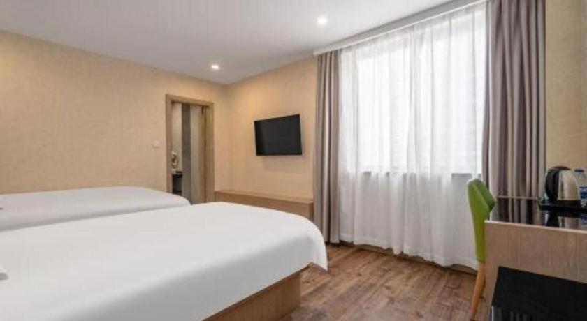 Hotel Jitai Yangpu Benxi Hospital Branch Shanghai