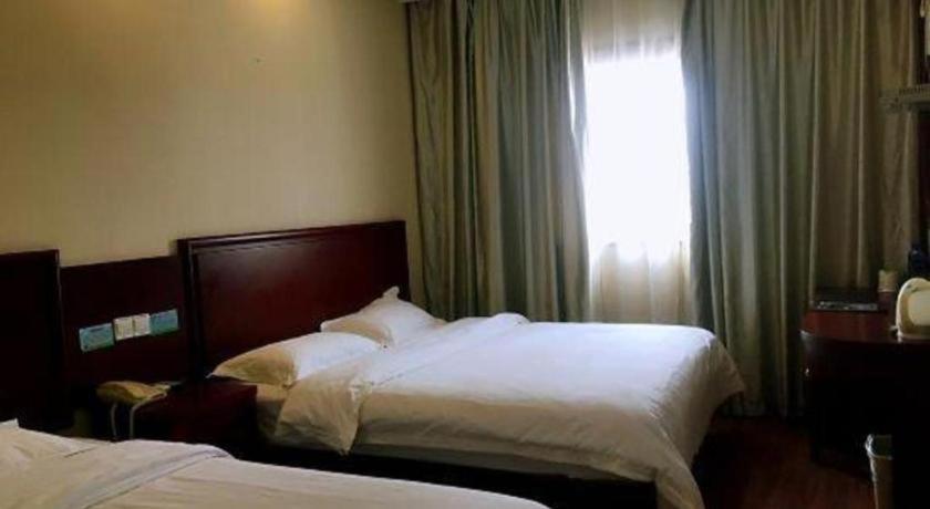 Greentree Hongqiao Hub Convention Center Jinghua Road Shell Hotel