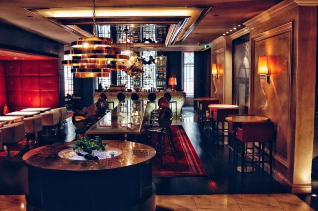 Jinjiang Metropolo Classiq Off Bund