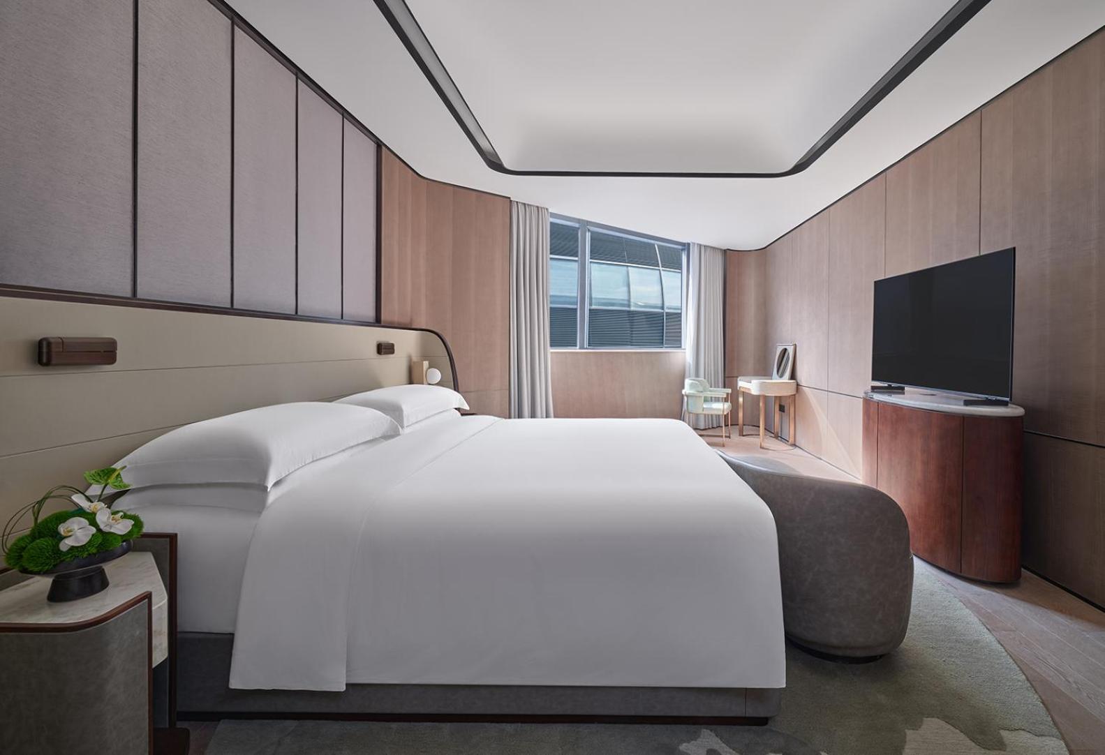 Intercontinental Shanghai Harbour By Ihg Resort 5*