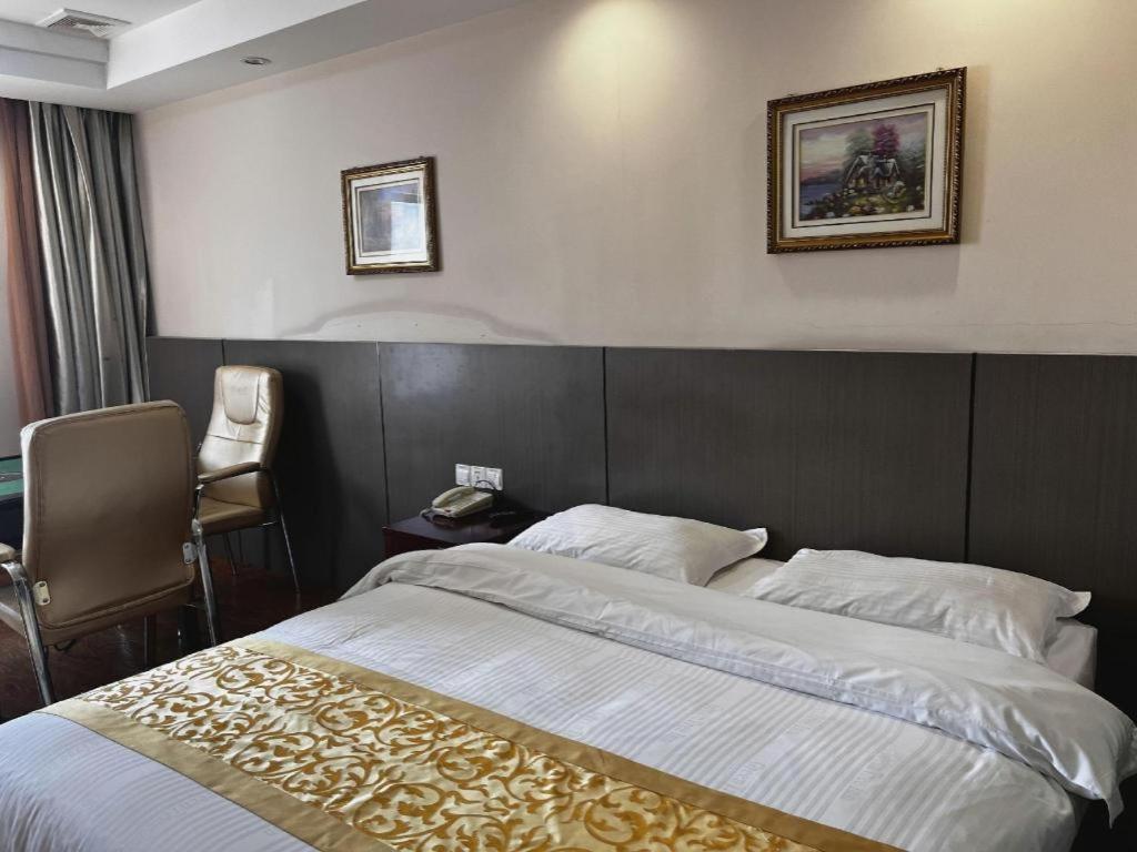 Greentree Minhang District Xinzhuang Town Chunshen Road Metro Station Express Hotel 3*