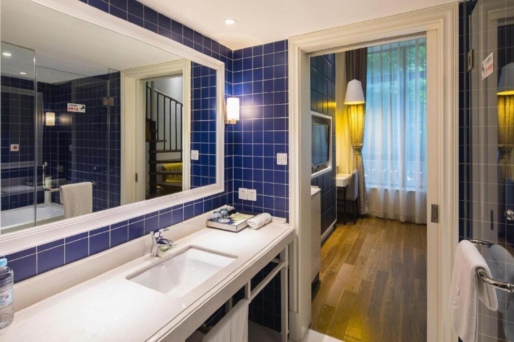 Otel Jinchen 3*