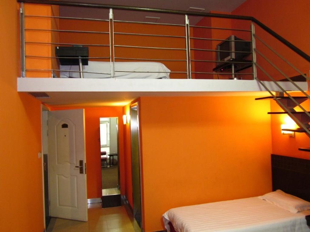 Motel 168 Shangcheng Branch Hotel 2*