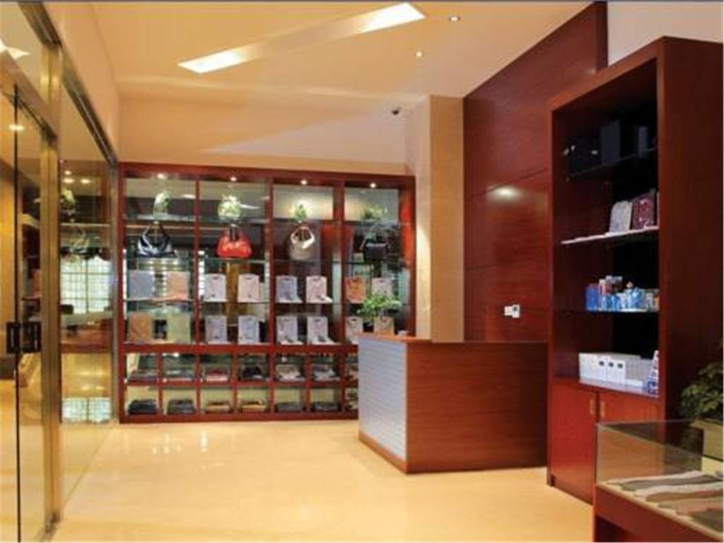 Khách sạn Yuloon 5*
