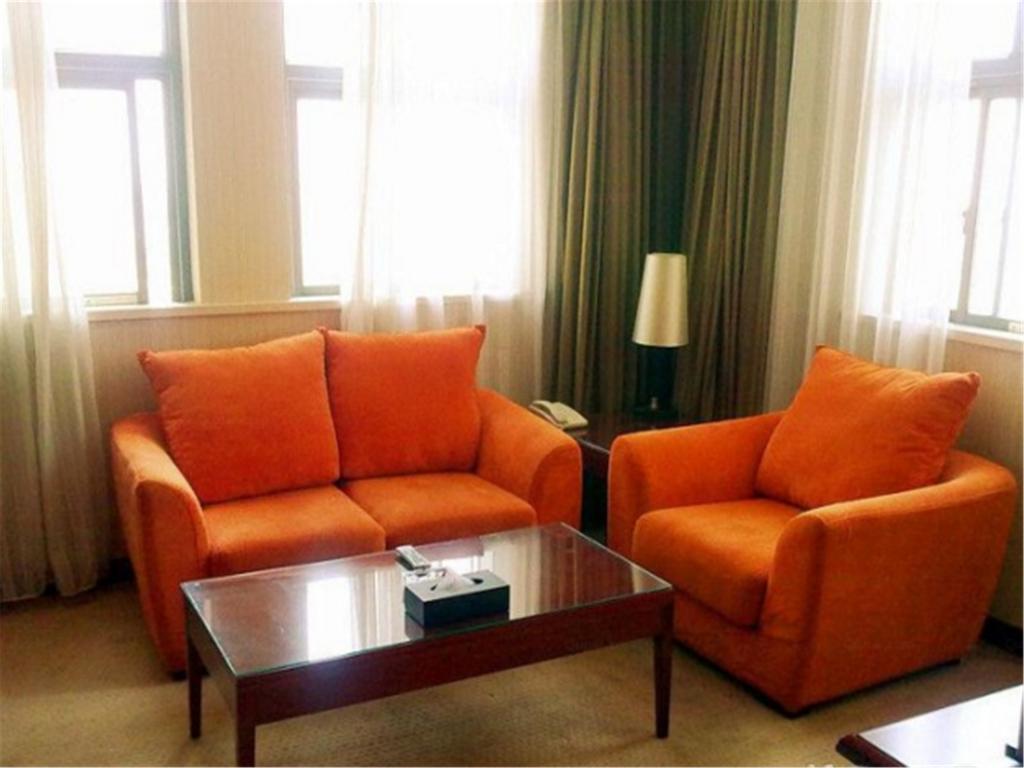 Vienna International Songjiang Hotel 3*