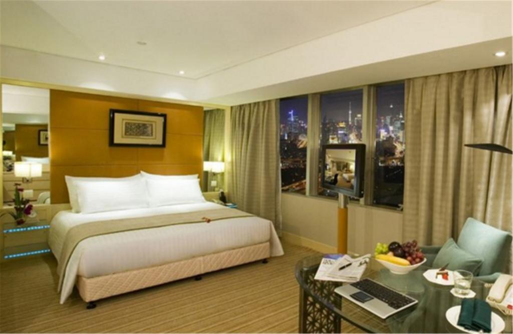 Hotel Jin Jiang Tower 5*