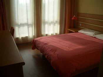 168 Wu Zhong Road Hotel 2*