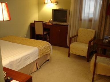 Express Zhenping By Ihg Otel
