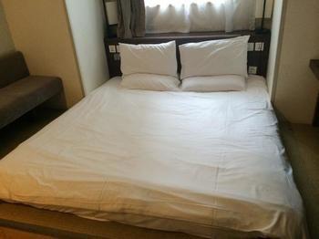 Hotel Ji Xujiahui 3*