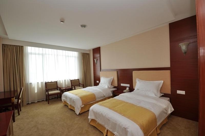 Qi Shan 4*