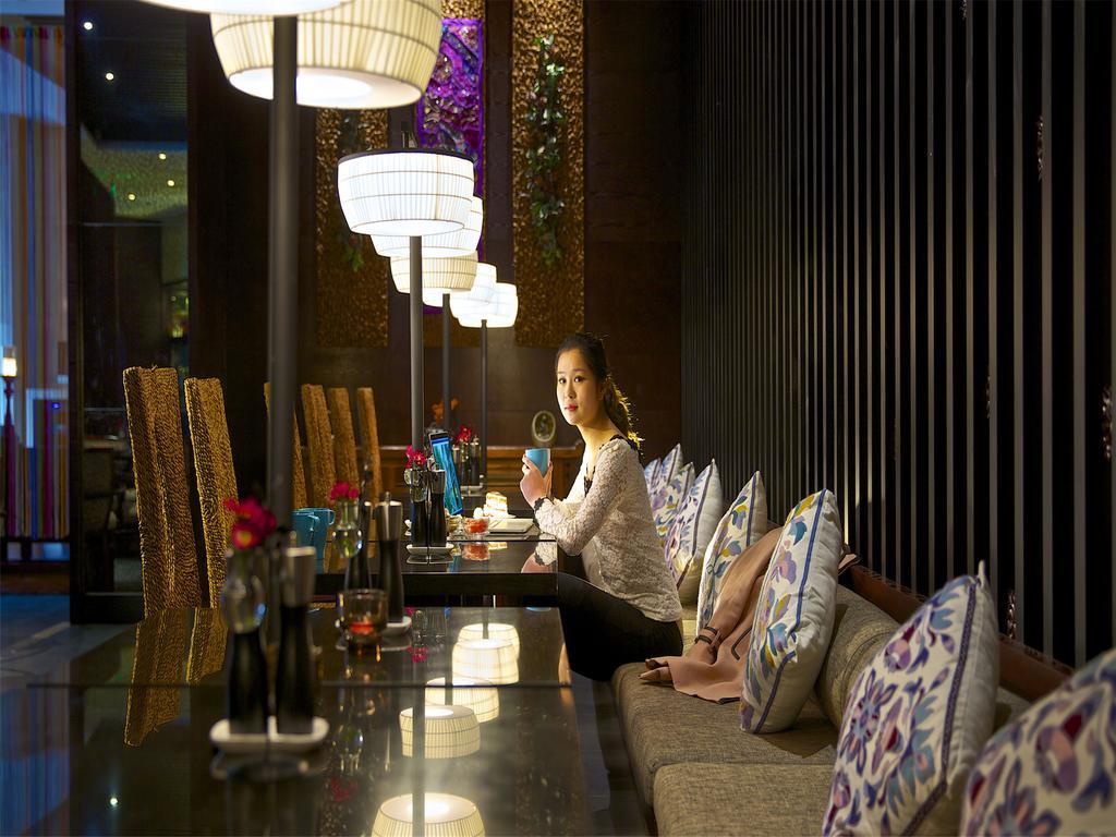 Ssaw Boutique Hongkou 3*