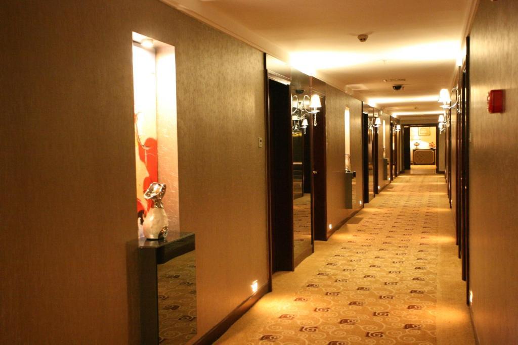 Hua Jing Grand Hotel