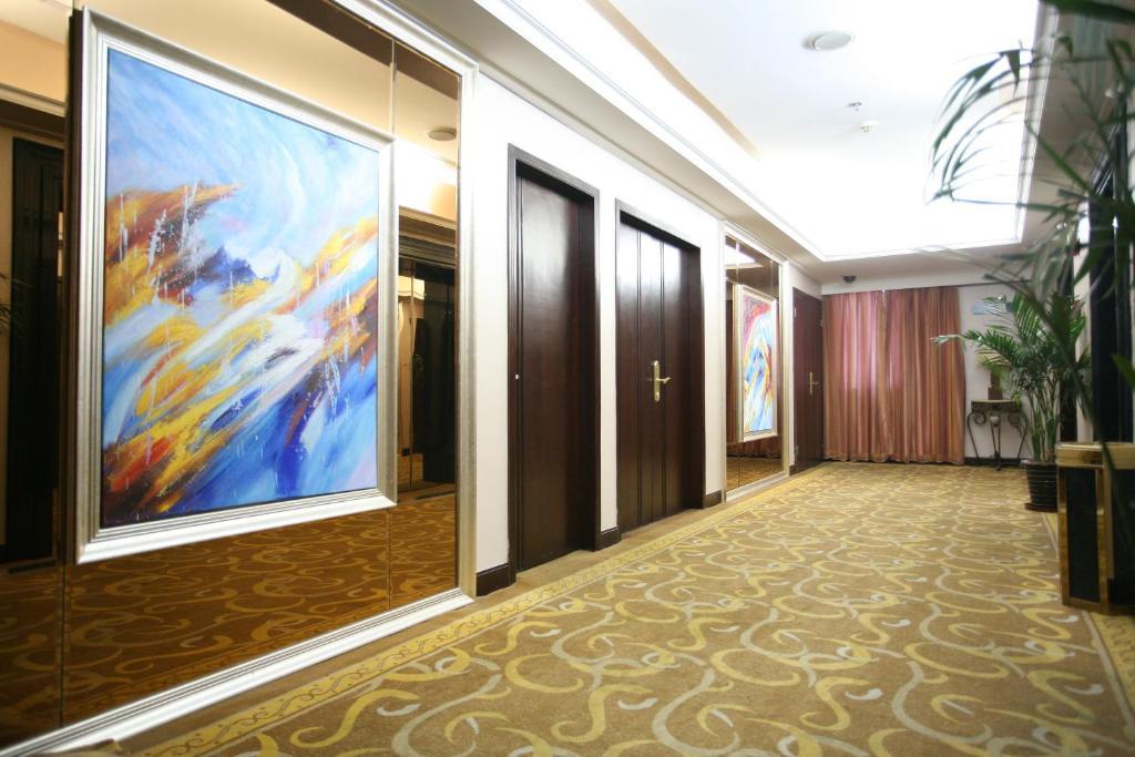 Hotel Hua Jing Grand 3*