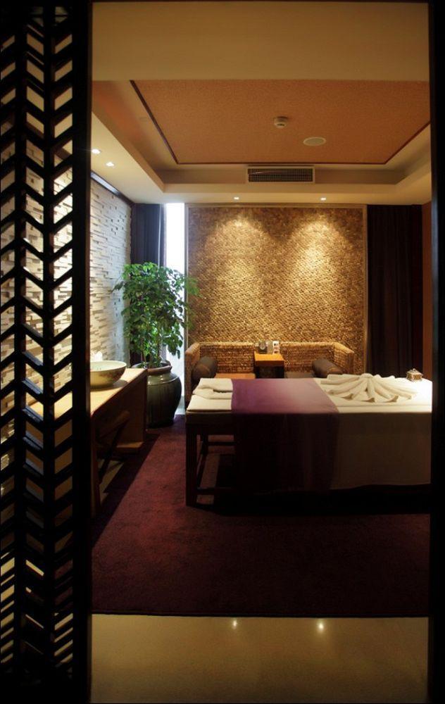 The Qube -close To Pudong International Airport And Disney Land 5*