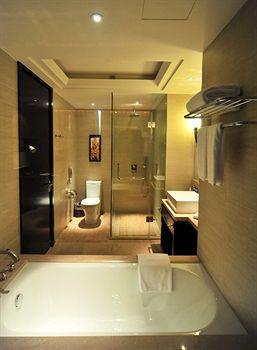The Qube -close To Pudong International Airport And Disney Land 5*