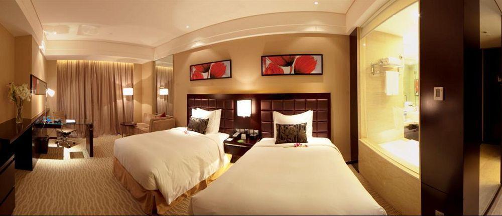 The Qube -close To Pudong International Airport And Disney Land Hotel 5*