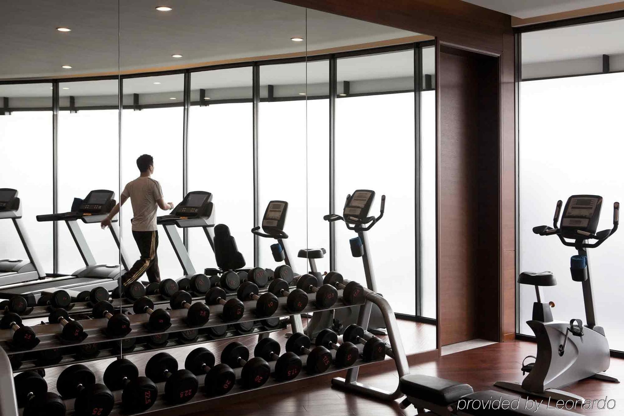 Hotel Pullman Xuhui 5*