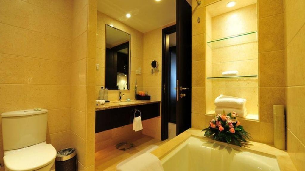 Hotel Lee Gardens