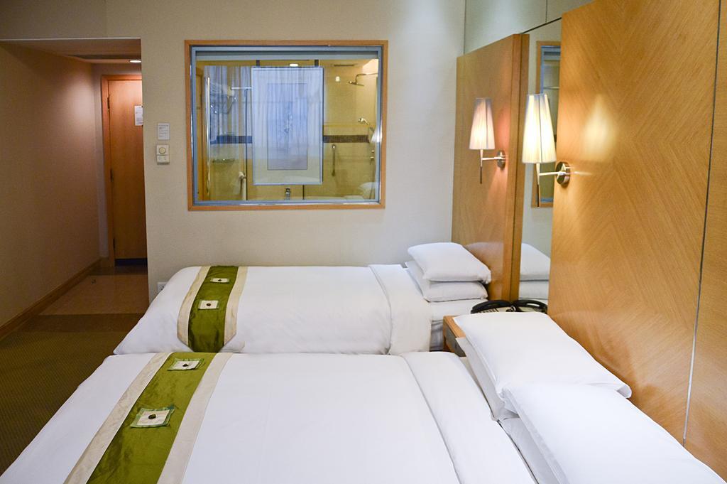 Regal East Hotel