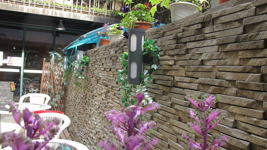 Beehome International Youth Hostel- Lujiazui Shanghai