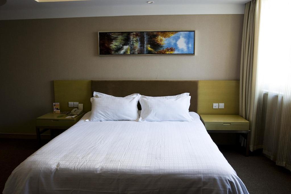 Hotel Topsun On The Bund 4*