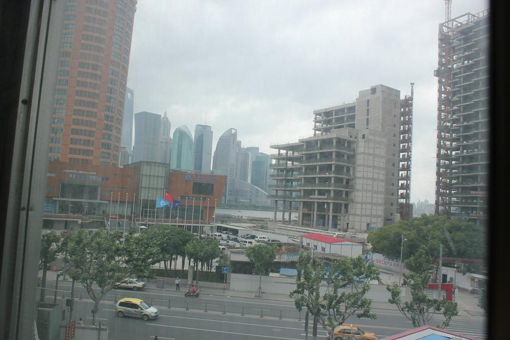 Hotel Topsun On The Bund 4*