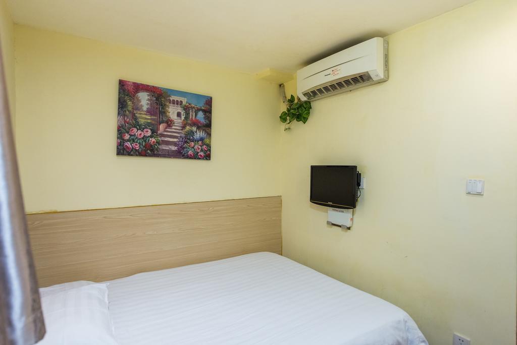 Hotel Hanting Express Xikang Road