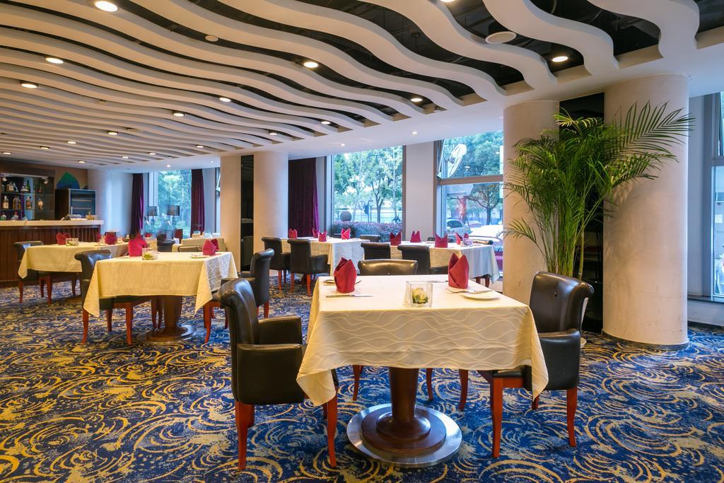 Hotel Regal Jinfeng Shanghai