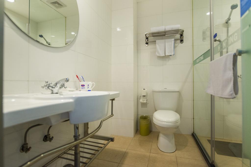 Hotel Hanting Express Shanghai Pudong Airport