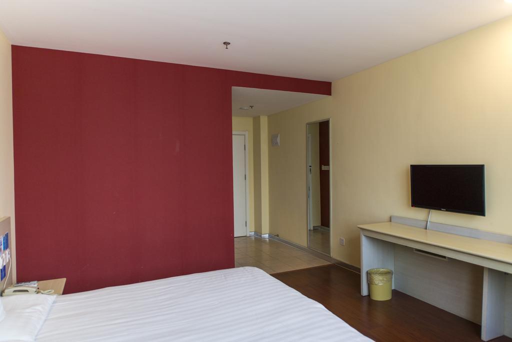 Hotel Hanting Express Shanghai Pudong Airport