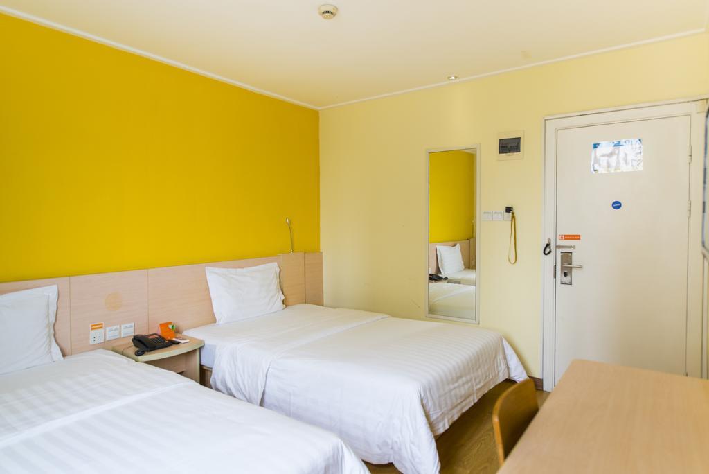 Hotel 7Days Inn Shanghai Lujiazui Shimao Riviera Garoaden