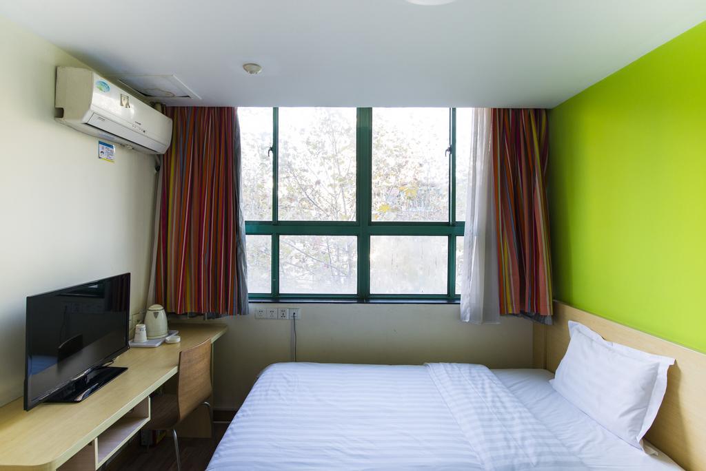 Hotel 7Days Inn Shanghai Damuqiao Subway Station 2*
