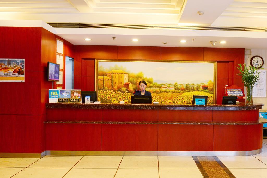 Hotel Hanting Hotel Shanghai The Bund Garden Bridge