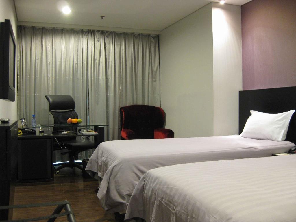 Hotel Fx Xujiahui - Stadium Branch 3*