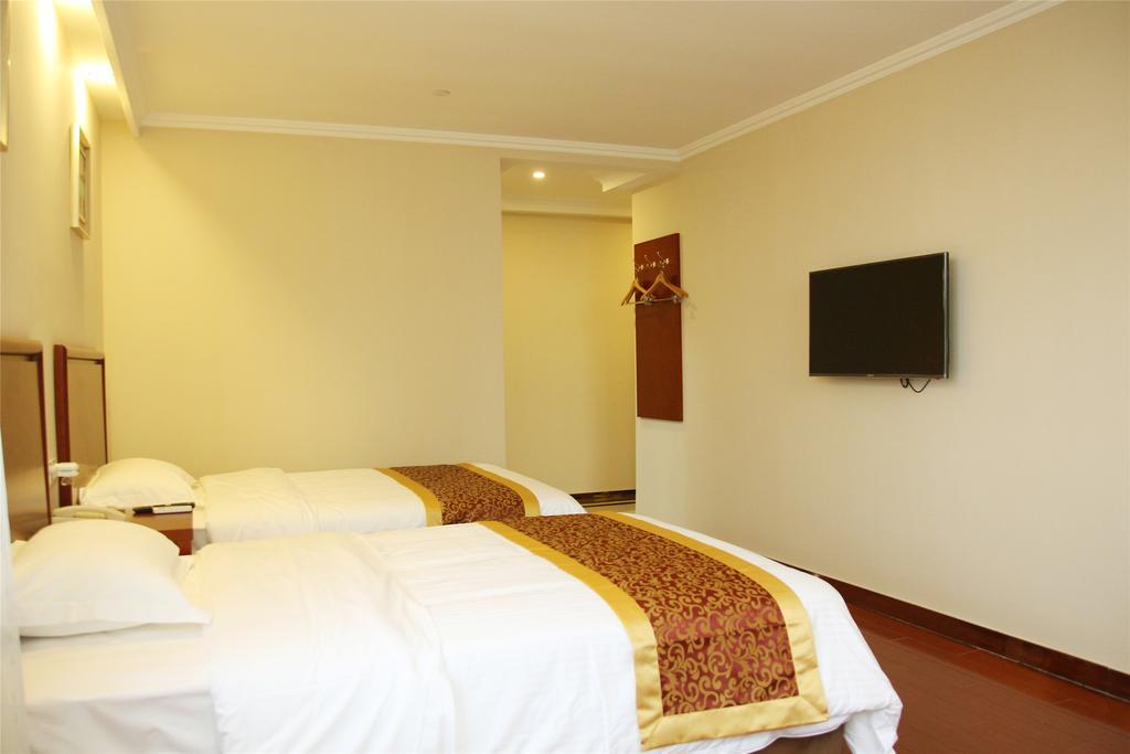Greentree Zhujing Business Shanghai