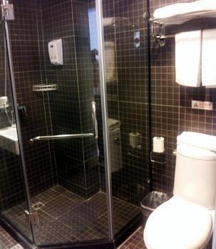 Hotel 168 2*