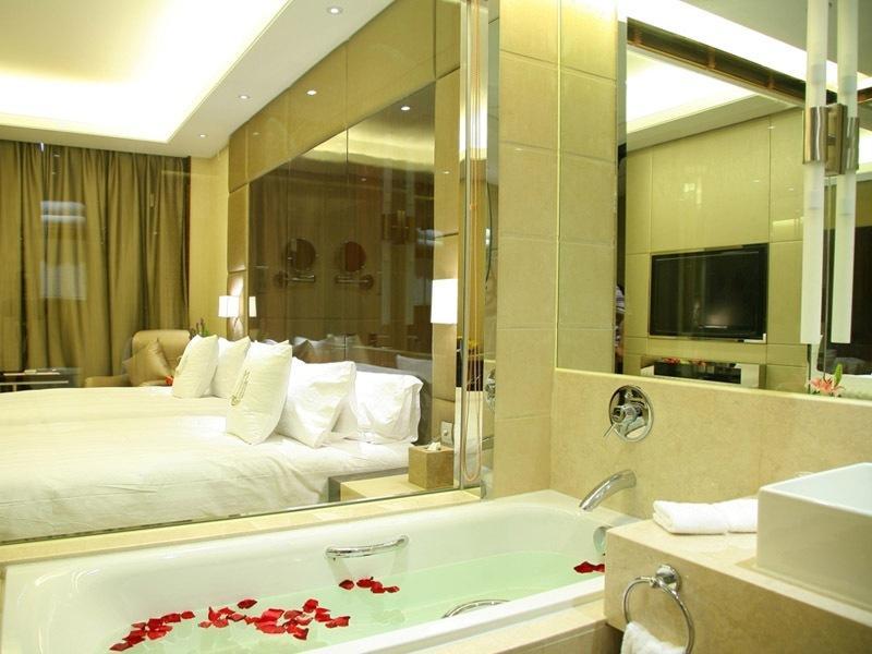 Hotel Starway Premier Expo Site 4*