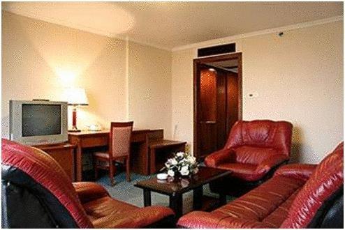 Golden Tulip New The Bund