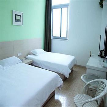 Motel 168 Shanghai Pudong Huinan Metro Station Tesco Shanghai