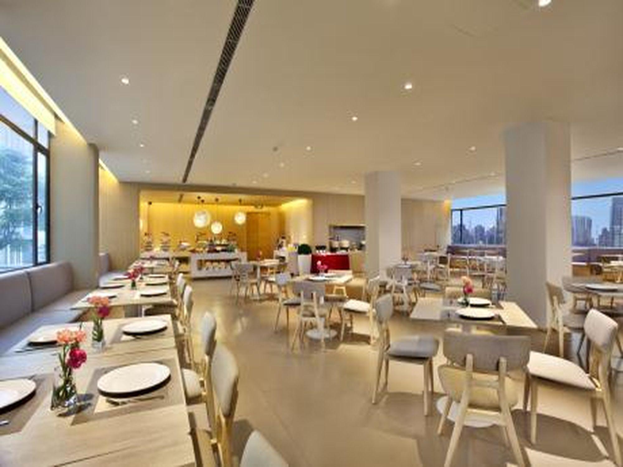 Otel Ji Zhoupu Branch
