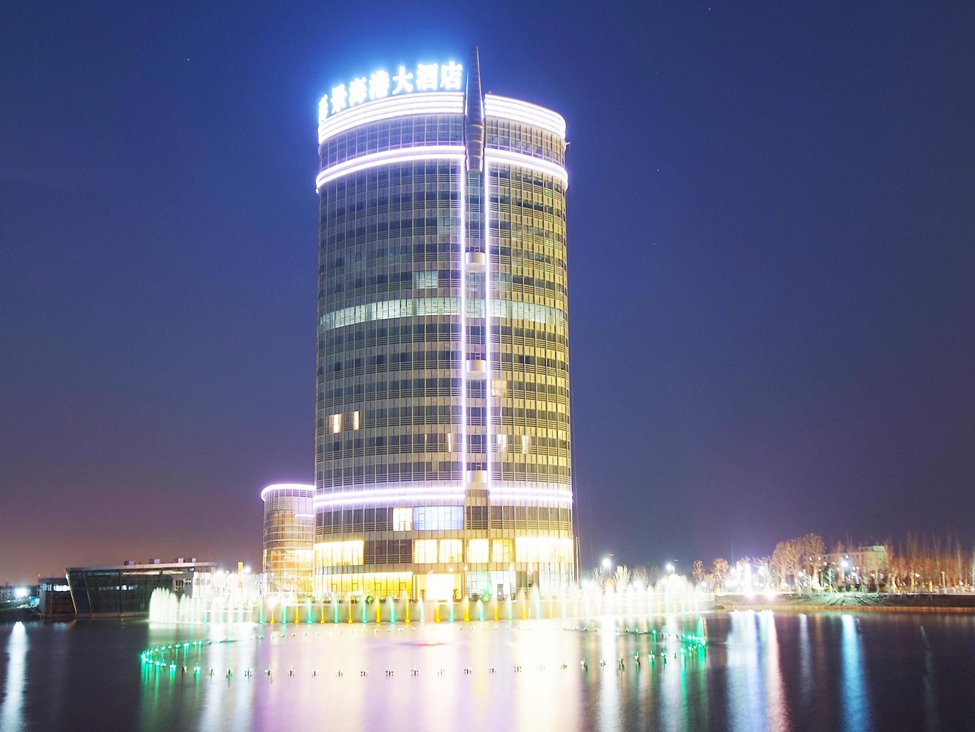 Harbor Lakeside